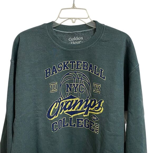 NWT Urban Outfitters Golden Hour NYC Basketball Champs Sweatshirt Size M/L Retro - Picture 2 of 15